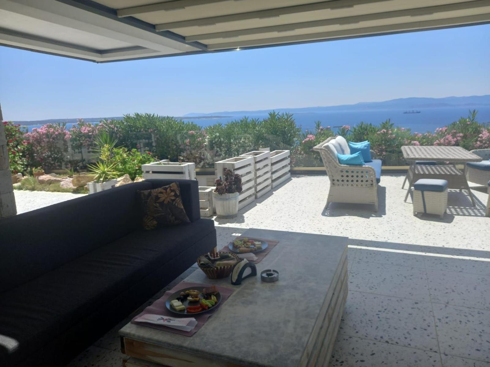 Mavi Panorama Villa Çeşme Exterior foto